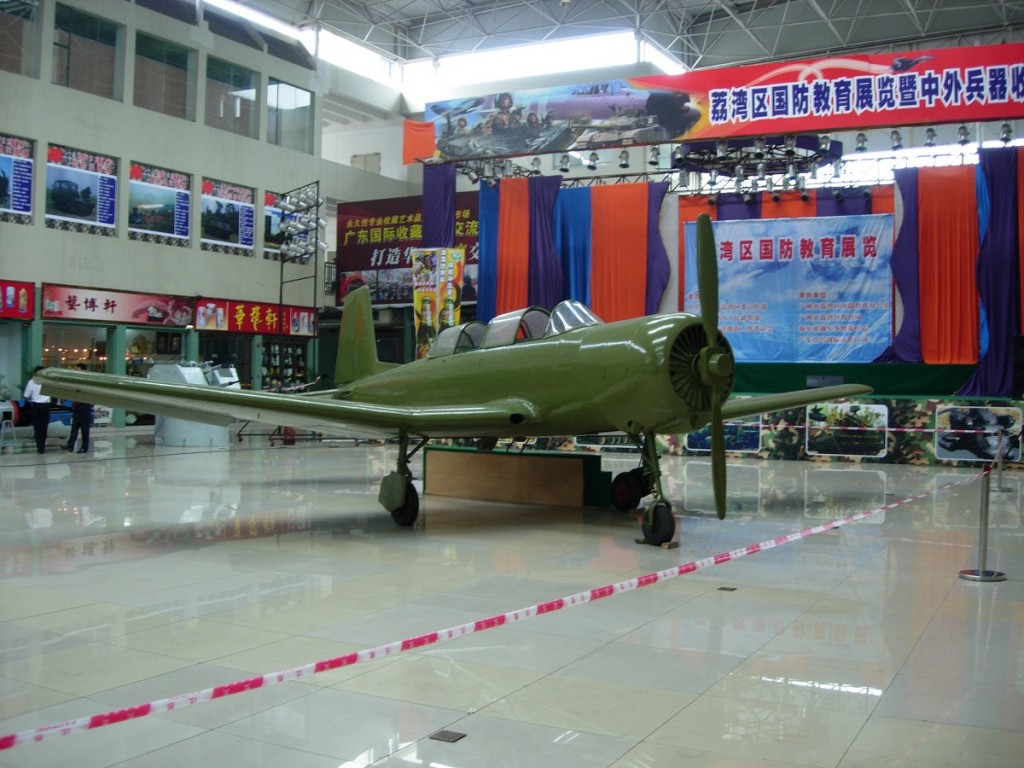 Nanchang CJ-6 - Aircrafts and Planes